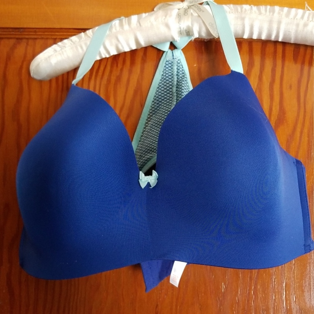 Cacique  racer back no wire bra.
